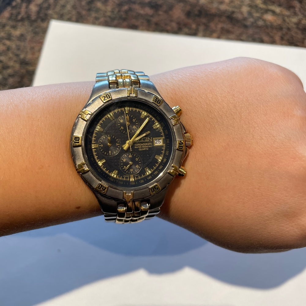 Elgin Chronograph Men’s Watch - Picture 2 of 6